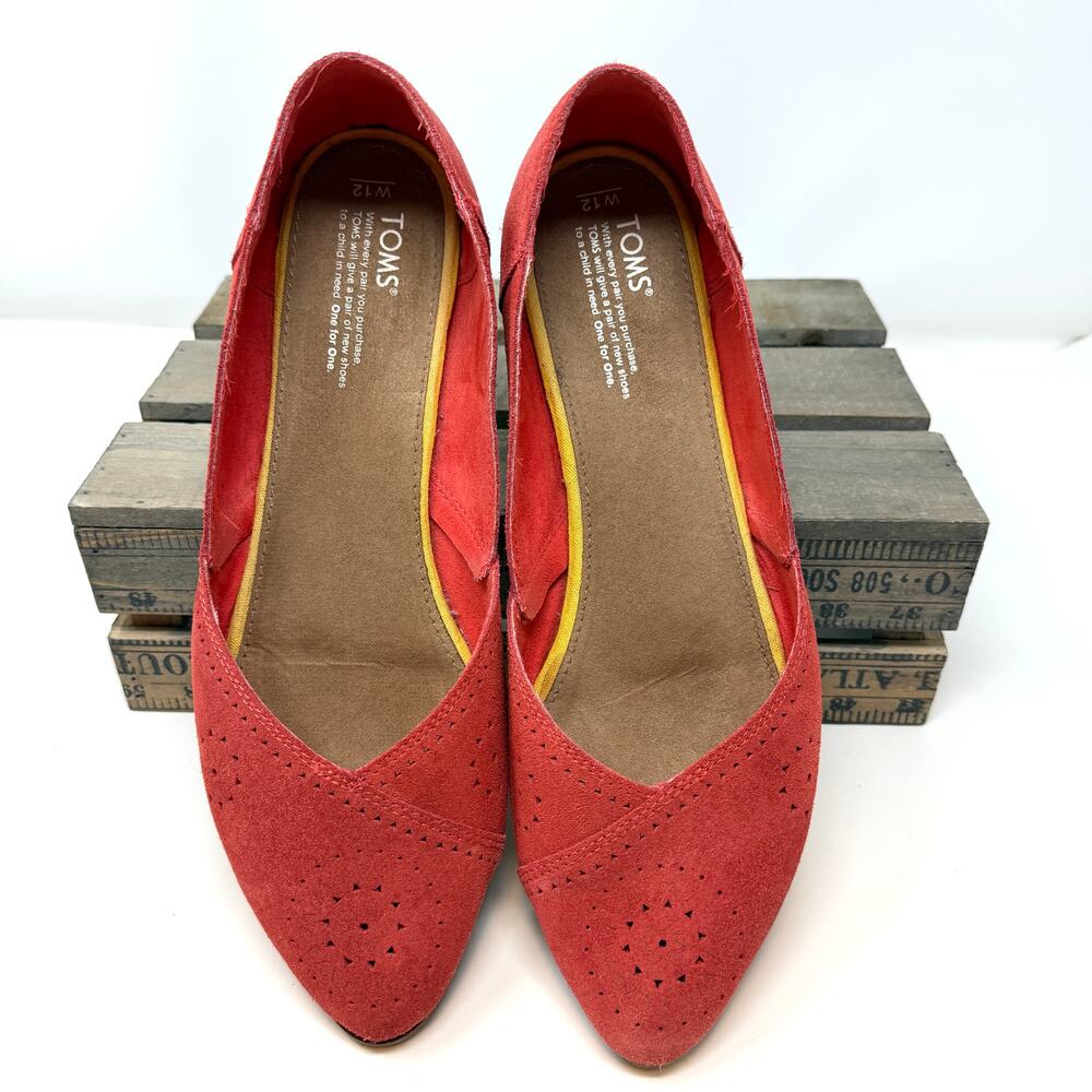 TOMS Pointed Toe Laser Cut Suede Flats In Red Size 12